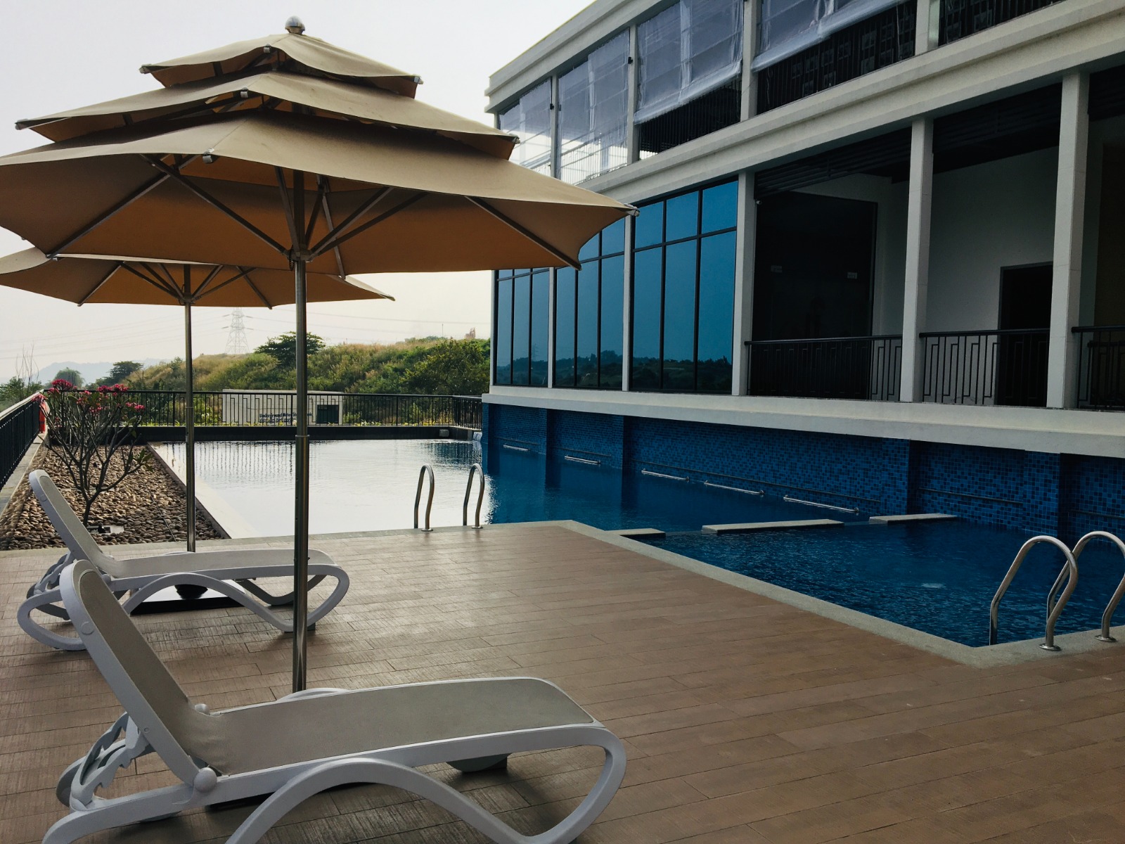 Pride Vatika Crosswindsgardena